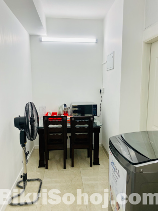 Luxury 2-Bedroom Serviced Apartment in Bashundhara R/A